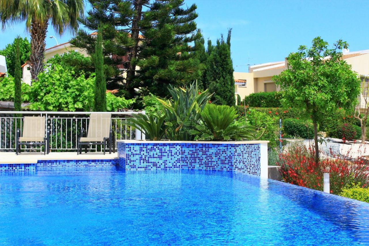 קורל ביי Coral Blue Bay Villa מראה חיצוני תמונה