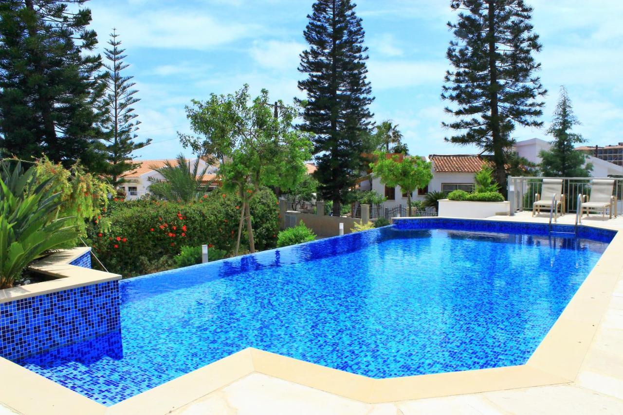 קורל ביי Coral Blue Bay Villa מראה חיצוני תמונה